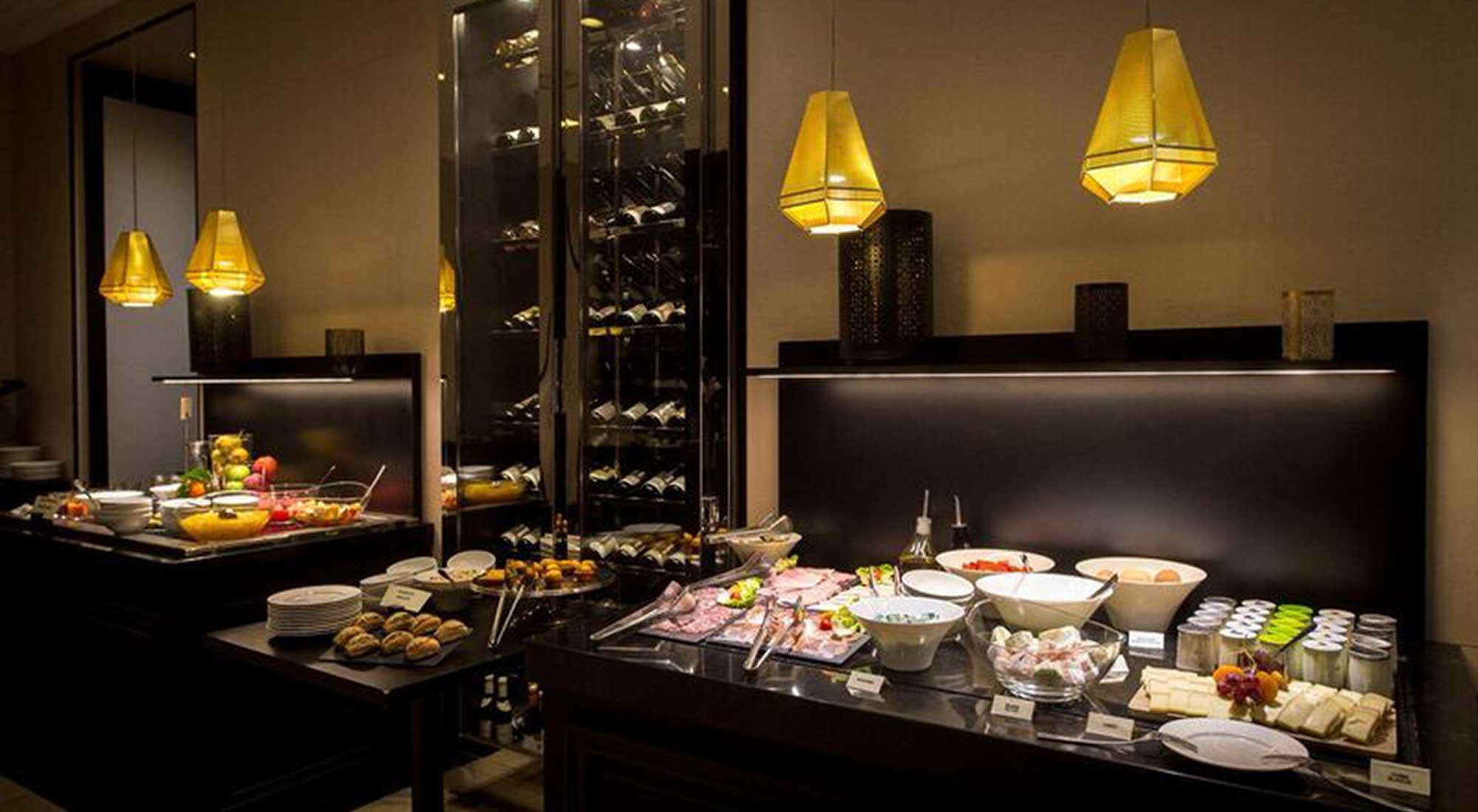 Buffet petit-déjeuner